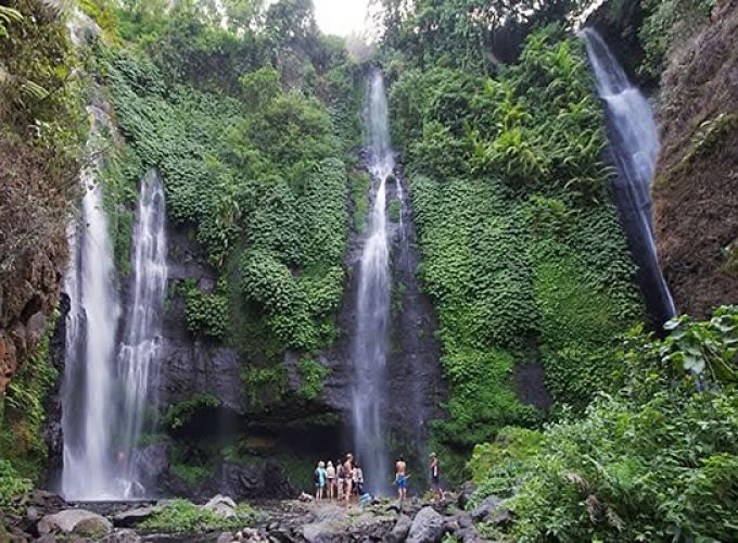 Fiji & Sekumpul Waterfall